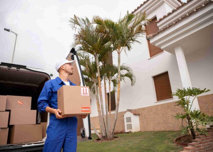 A Complete Guide to Hiring Movers and Packers